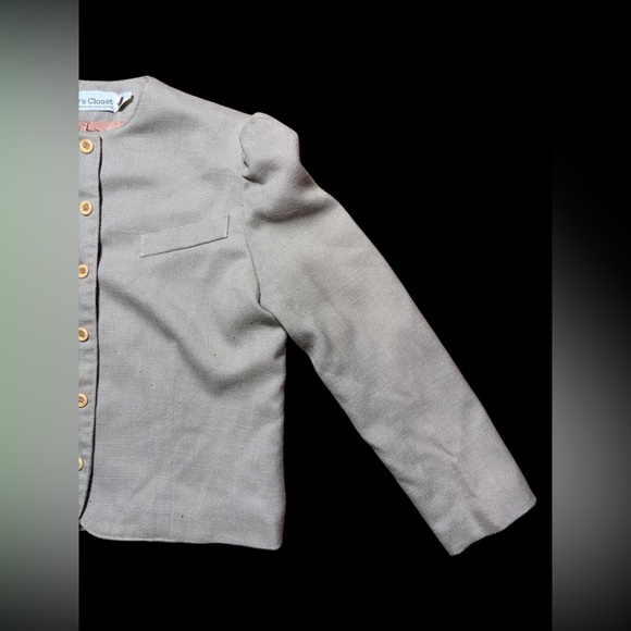 Light Tan Button-Front Jacket - Picture 3 of 15